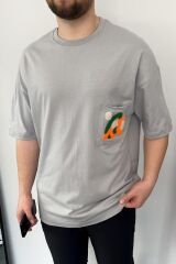 Gri Peluş Cep Detaylı Oversize Tshirt
